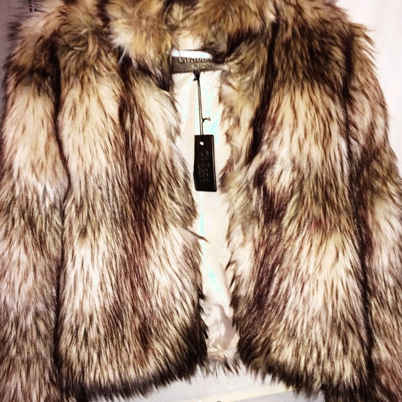 Fashion Nova Jackets & Blazers - Fashion nova faux fur coat size m